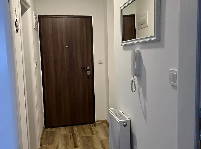 Yesa شقة ترافنيك