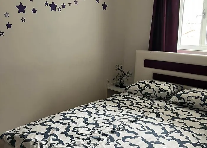 Yesa شقة ترافنيك